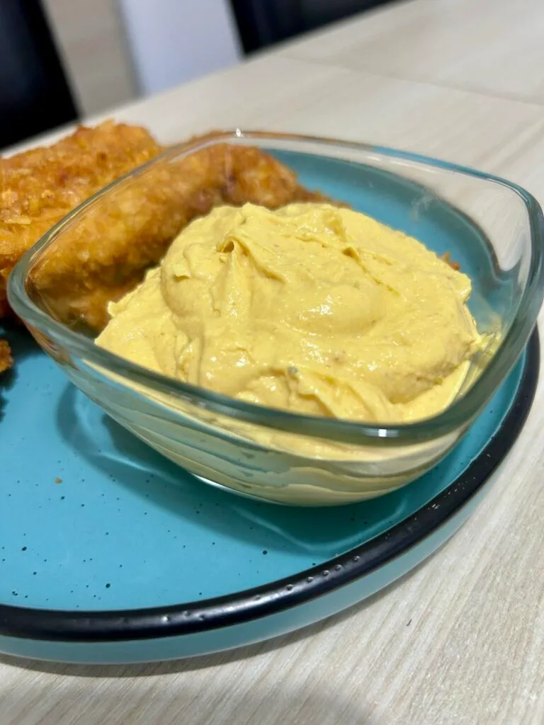 Rețetă Sos de Usturoi cu maioneza – Deliciu Crema
