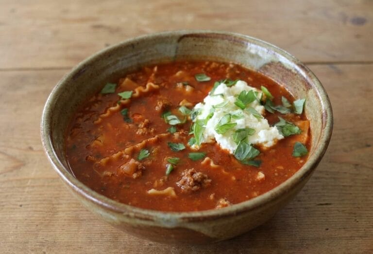 Supă Lasagna Cremoasă – Rețeta Fără Cuptor